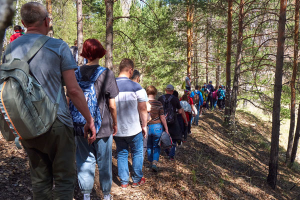 За майские каникулы в Каменске побывали 1,5 тыс. туристов из разных городов России — ходили в музей, катались по реке, гуляли с собаками