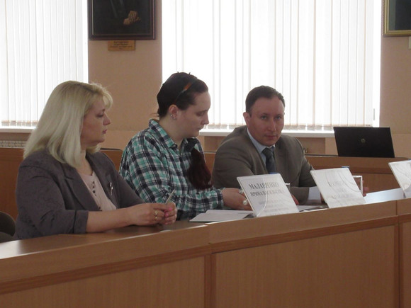 «Это интереснее». Архивисты Каменска-Уральского осваивают дело, характерное для журналистов, облегчая работу историкам: фиксируют дух эпохи