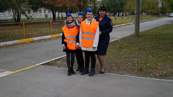 Неравнодушные школьники обратились за помощью к Госавтоинспекции с целью воспитания… своих родителей