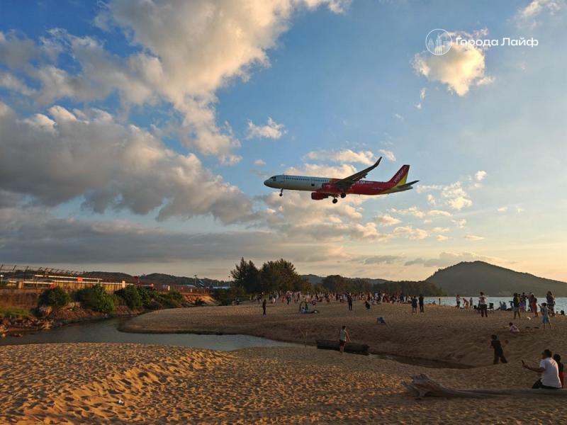 Задержка рейса Уральских авиалиний в Екатеринбург — прокуратура начала проверку | Авиарейс из Стамбула в Екатеринбург задержали почти на сутки