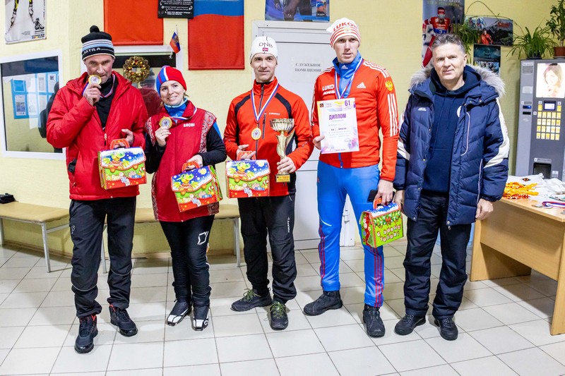 СинТЗ: Победа лыжников Т-4 – подарок к юбилею цеха