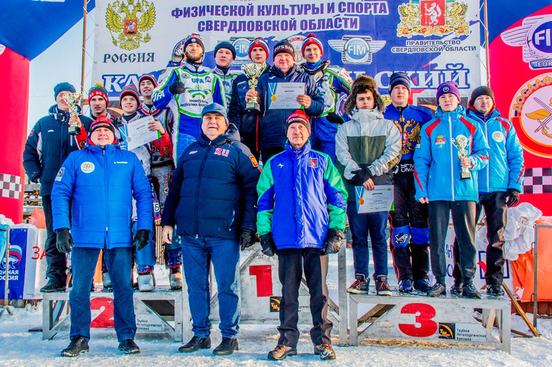 Тарасов, Хунжин, Ханмурзин сделали этапы Кубка России по мотогонкам на льду в Каменске-Уральском волнительными и зрелищными. Как это было?