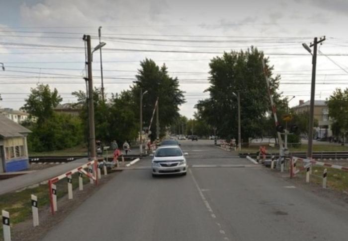 Движение через ж/д переезд на улице Карла Маркса в Каменске-Уральском закроют 15 сентября | В Каменске-Уральском 15 сентября ограничат движение через ж/д переезд