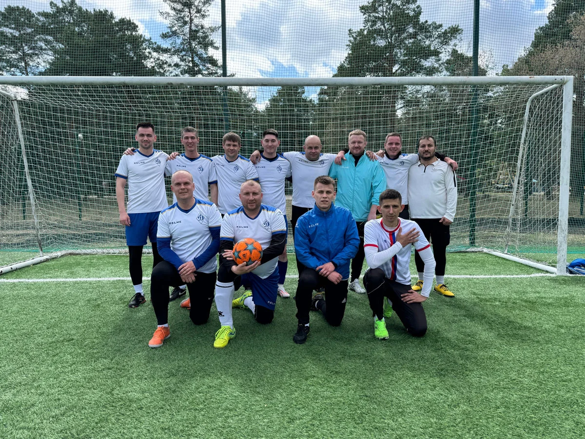 Команда «Динамо» из Каменска-Уральского вышла в лидеры футбольного чемпионата