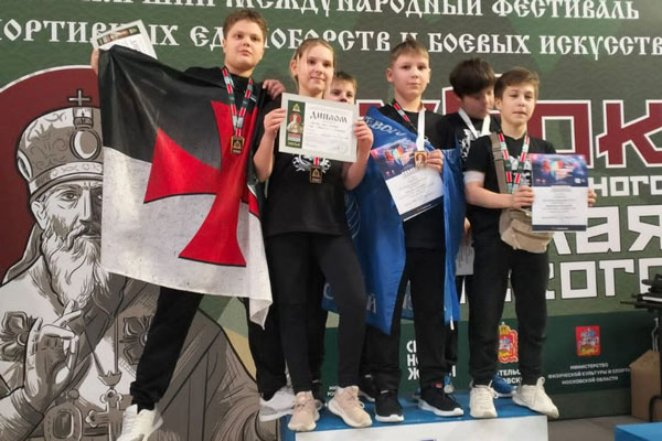 Спортсмены из Каменска-Уральского заняли призовые места на чемпионате России по современному мечевому бою