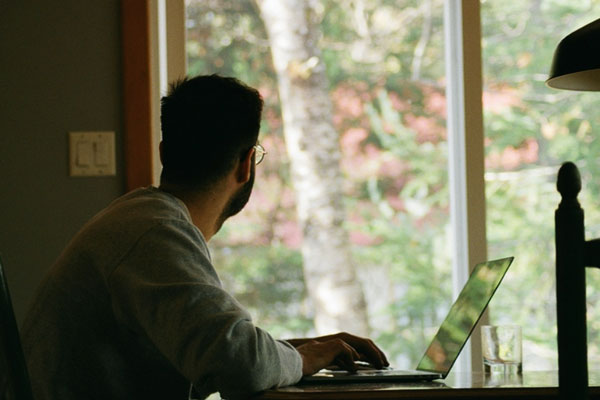 Больничный или удаленка? Россияне смогут выбирать